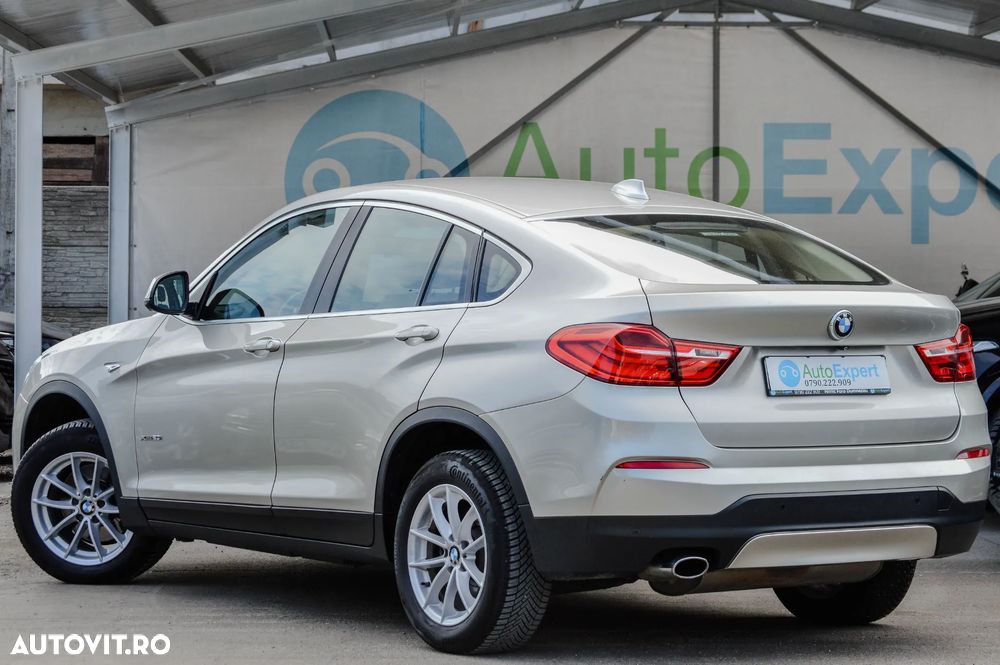 BMW X4 xDrive20i AT Advantage - 35