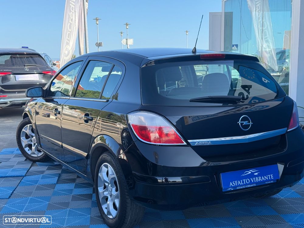 Opel Astra 1.4 Enjoy - 4