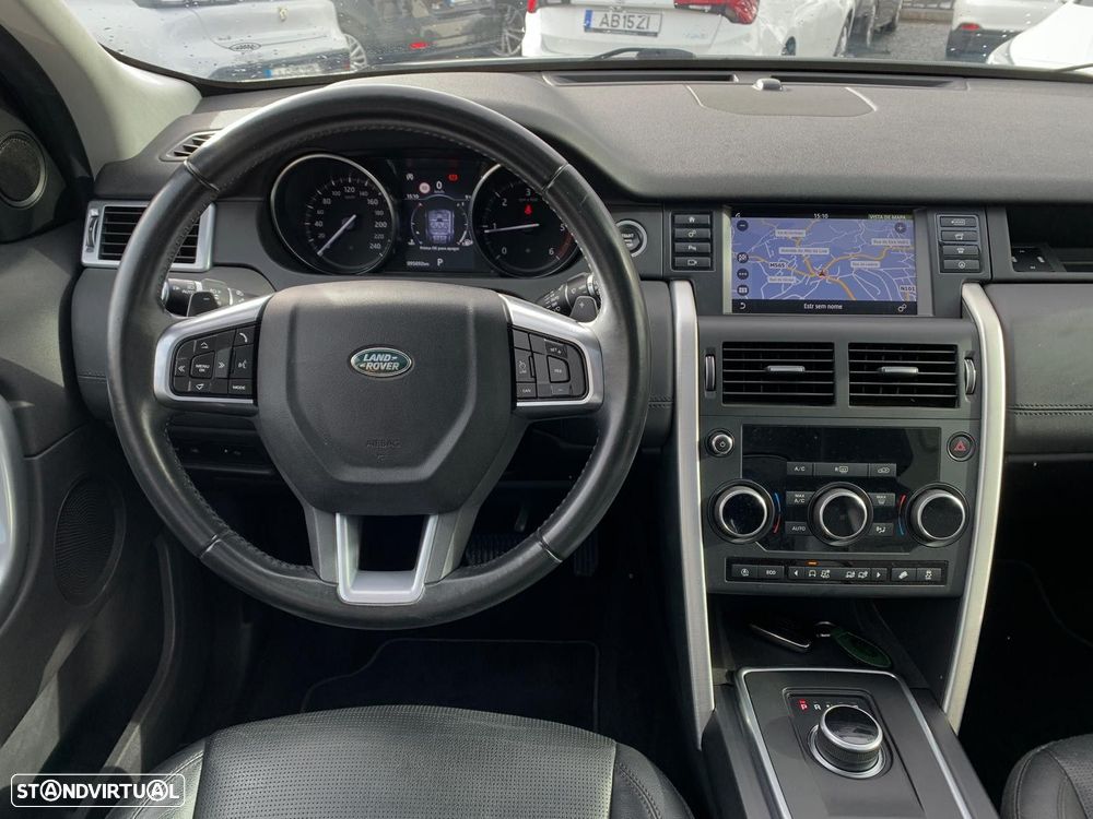 Land Rover Discovery Sport 2.0 TD4 HSE Luxury 7L Auto - 25
