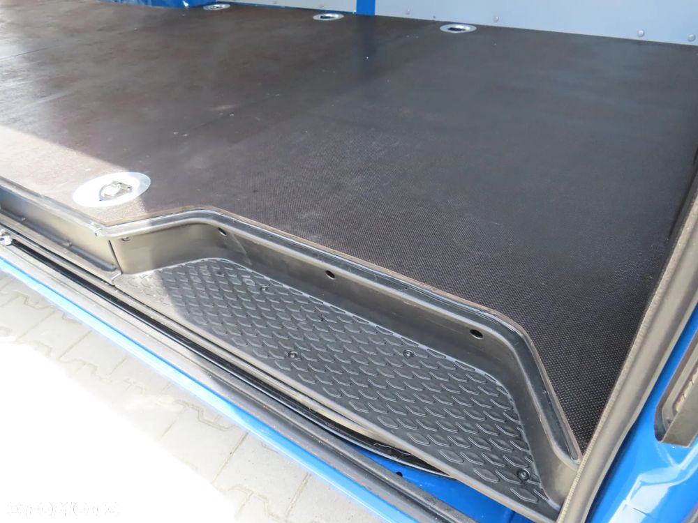Iveco Daily 35S18 3.0 HPI 180 KM POWER Furgon Blaszak XXL 4.70 CM MAXI LONG Wysokość H2 1900 mm WZMACNIANE ZAWIESZENIE 970 Kg Ładowność HAK 3500 Kg Rozstaw Osi 4100 mm DMC 3500 Kg, WZMACNIANY Stan JAK NOWY OKAZJA DOSTEPNY I GOTOWY - 29
