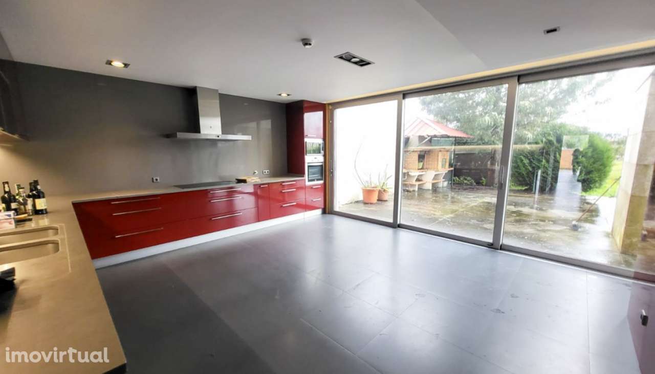 Venda de Moradia V5, Meadela, Viana do Castelo - Grande imagem: 3/31