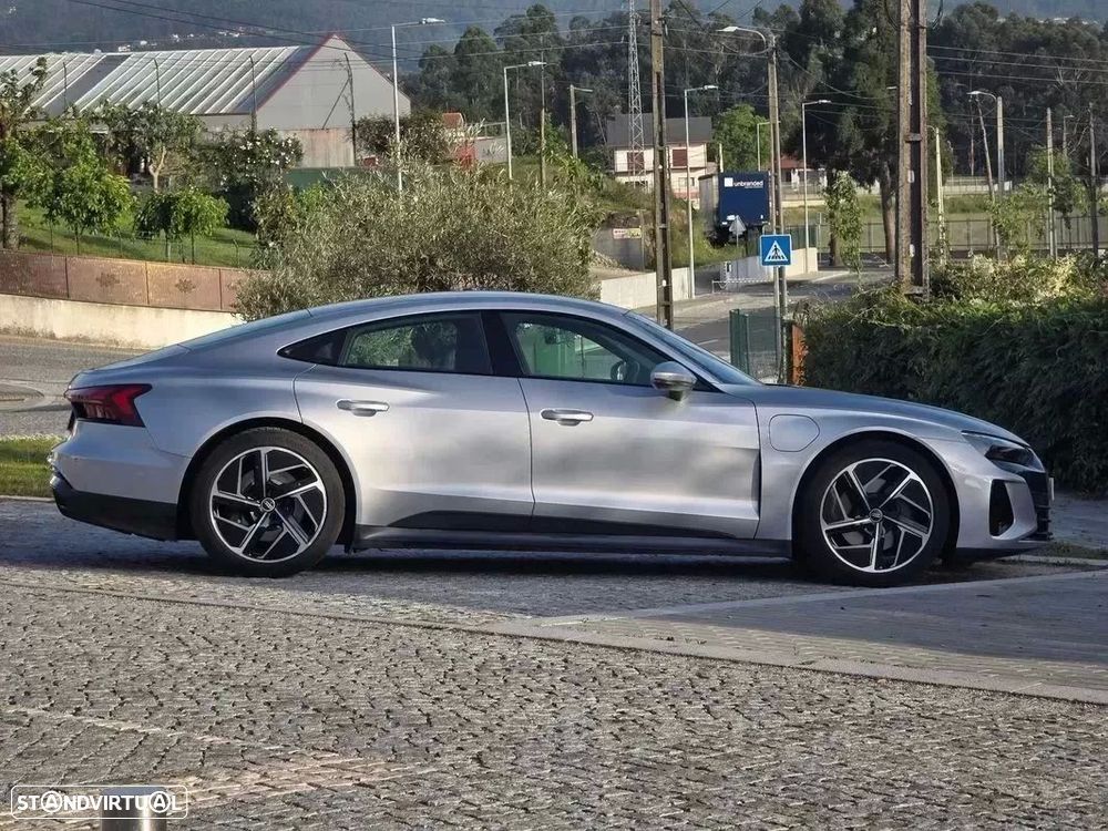 Audi e-tron GT quattro - 10