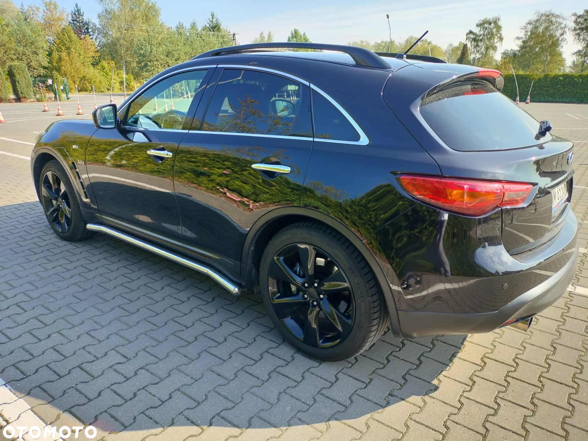 Infiniti QX70 ver-3-0d-s-premium - 10