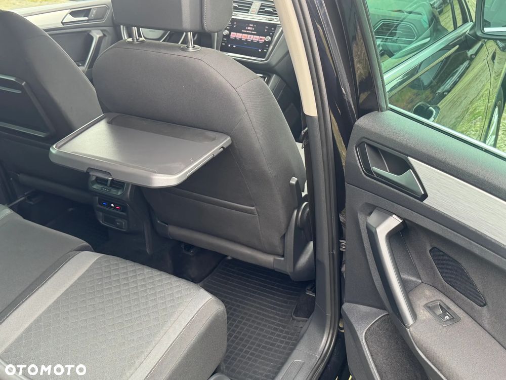 Volkswagen Tiguan - 13
