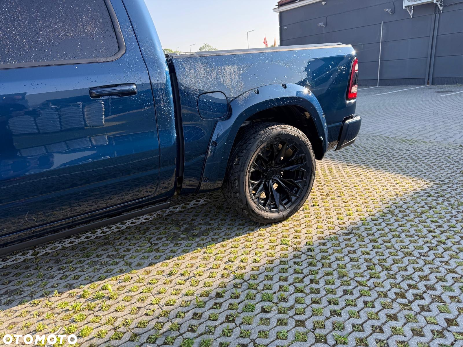 RAM 1500 5.7 Crew Cab Limited - 23