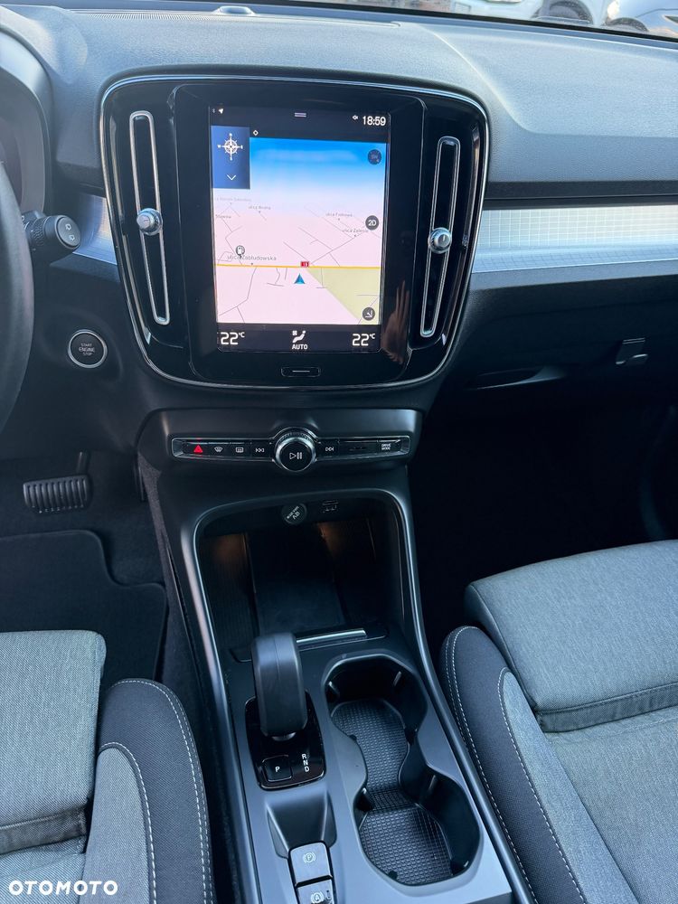 Volvo XC 40 T5 Plug-In Hybrid Core - 11