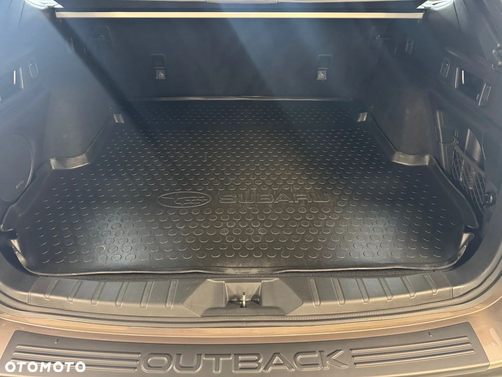 Subaru Outback 2.5i Platinum (EyeSight) Lineartronic - 32