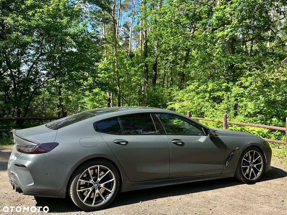 BMW Seria 8 - 15