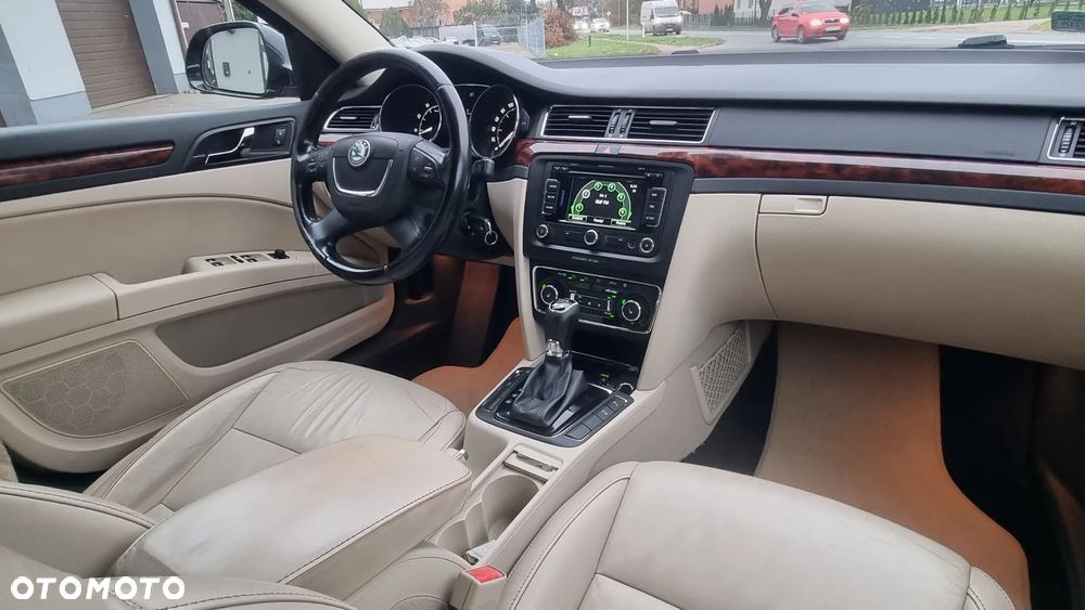 Skoda Superb 3.6 FSI 4x4 Platinum DSG - 16