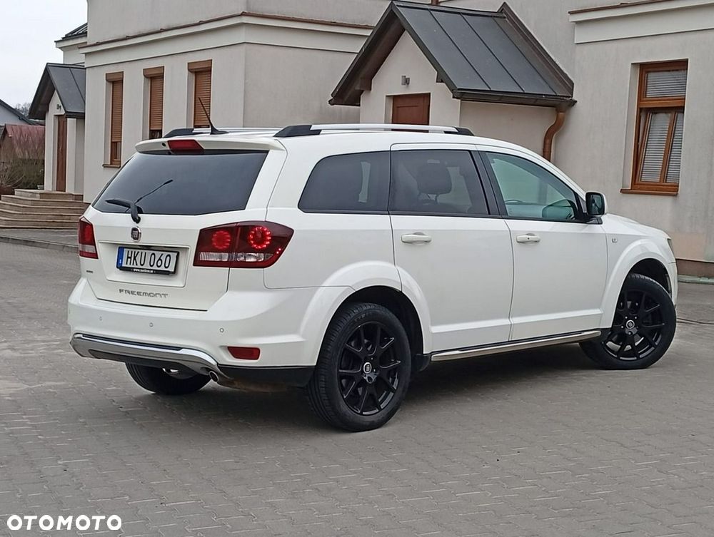 Fiat Freemont 2.0 Multijet 16V DPF Automatik Allrad Cross - 21