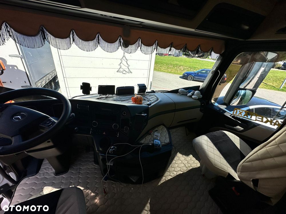 Mercedes-Benz Actros 1845 - 2