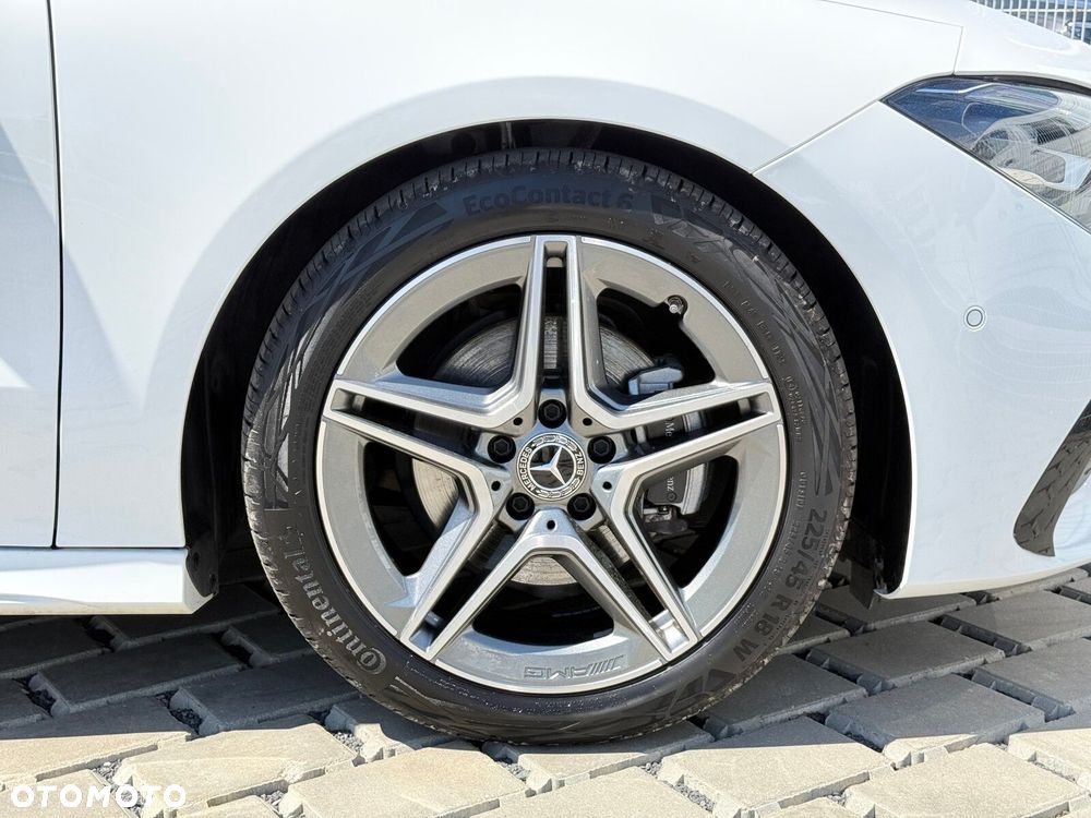 Mercedes-Benz CLA 180 AMG Line 7G-DCT - 10