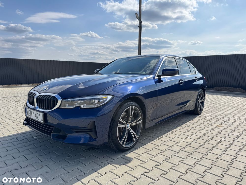 BMW Seria 3 330i M Sport - 1