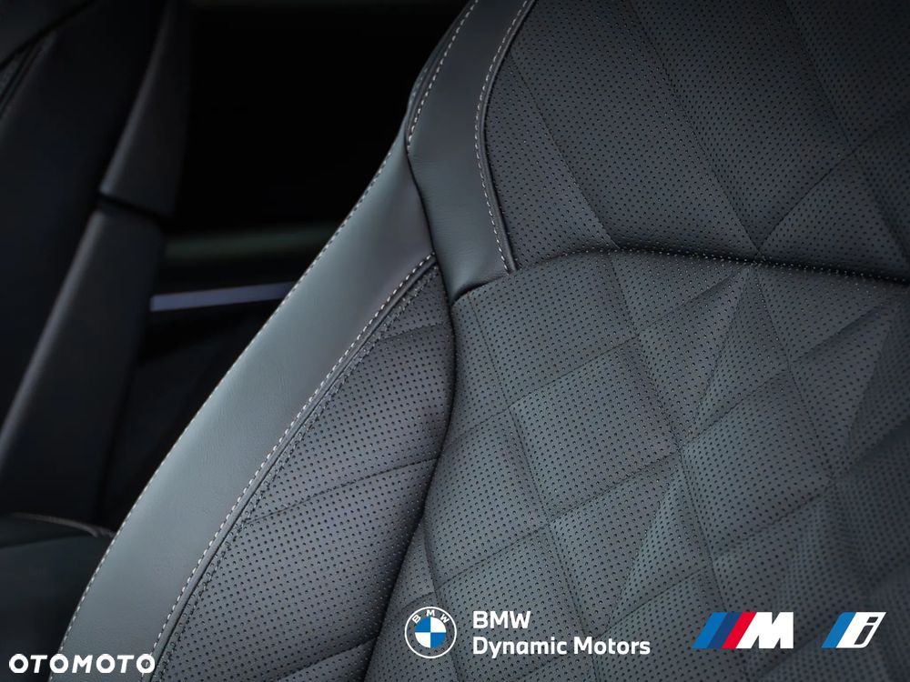 BMW X5 xDrive40i - 26