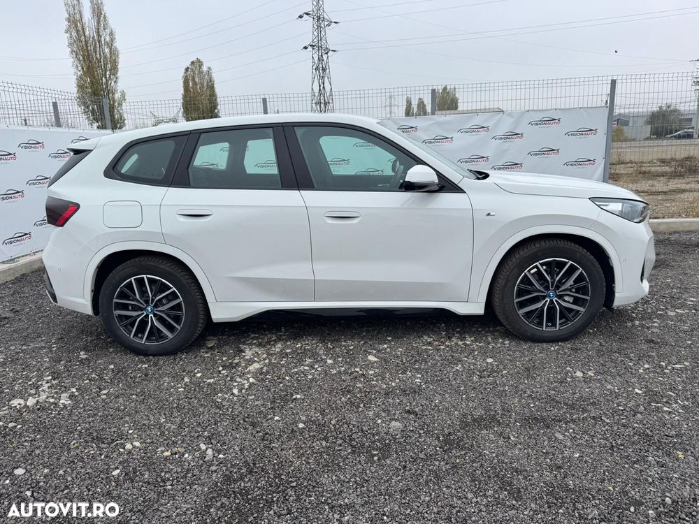 BMW iX1 - 3