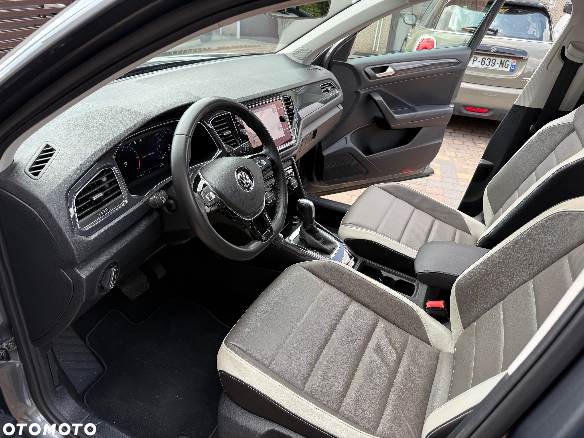 Volkswagen T-Roc 2.0 TDI SCR DSG ACTIVE - 4