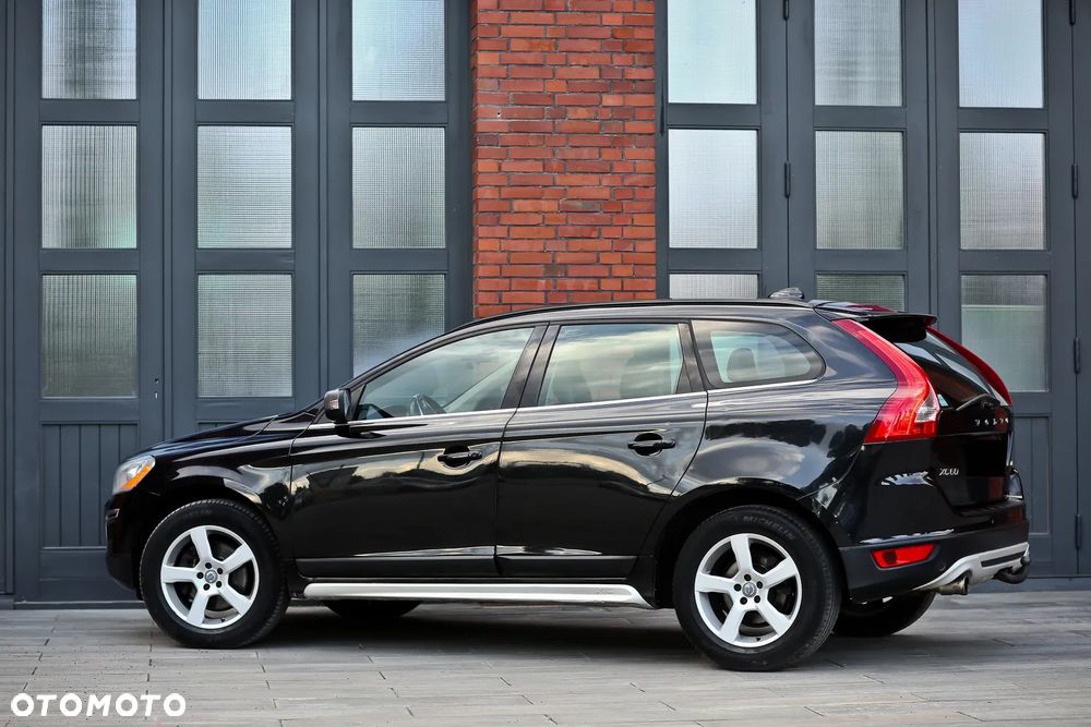 Volvo XC 60 DRIVe R Design - 11