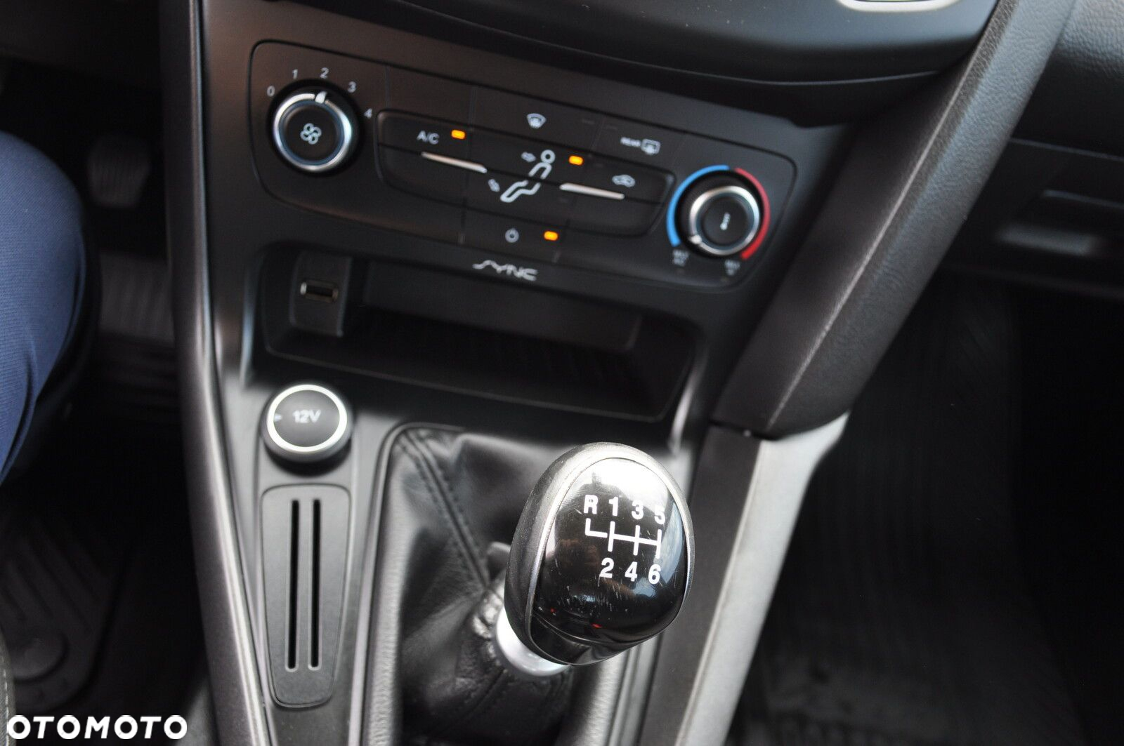 Ford Focus - 12