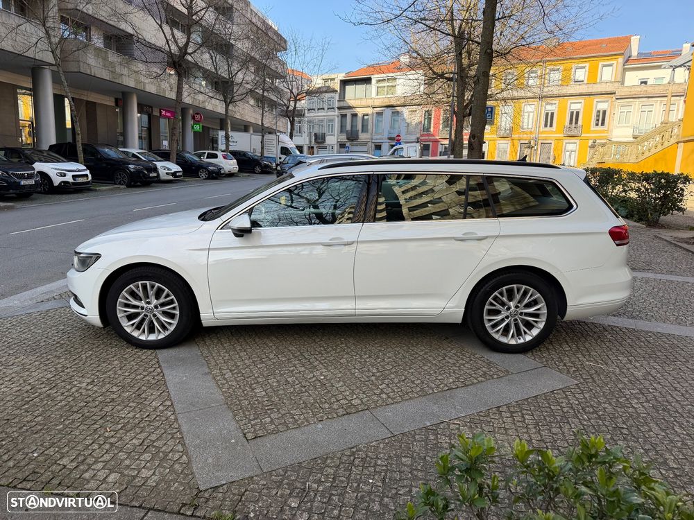 VW Passat Variant 2.0 TDi Confortline - 15
