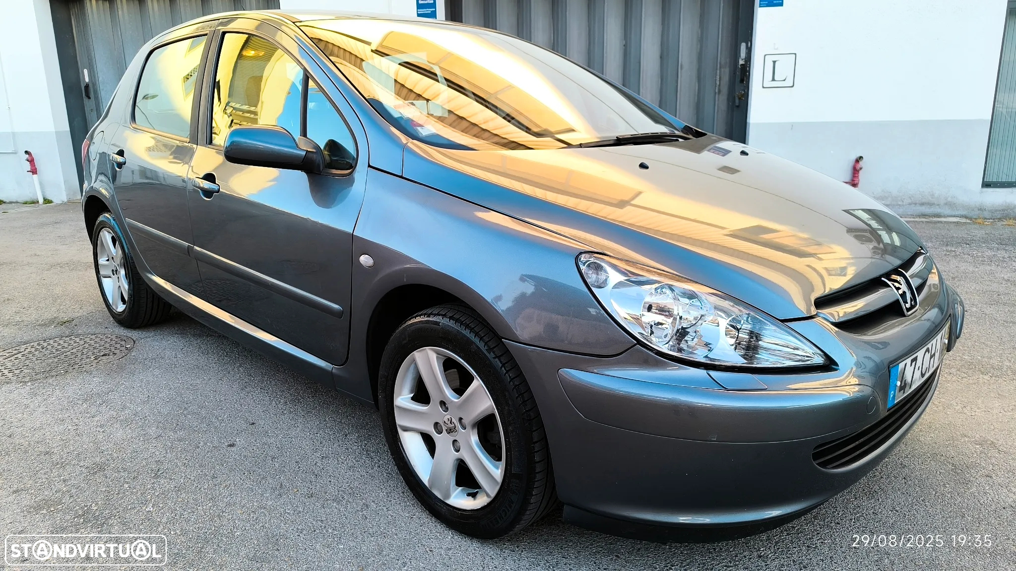 Peugeot 307 1.6 HDi Premium - 19