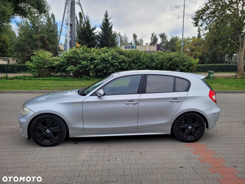 BMW Seria 1 120d - 11