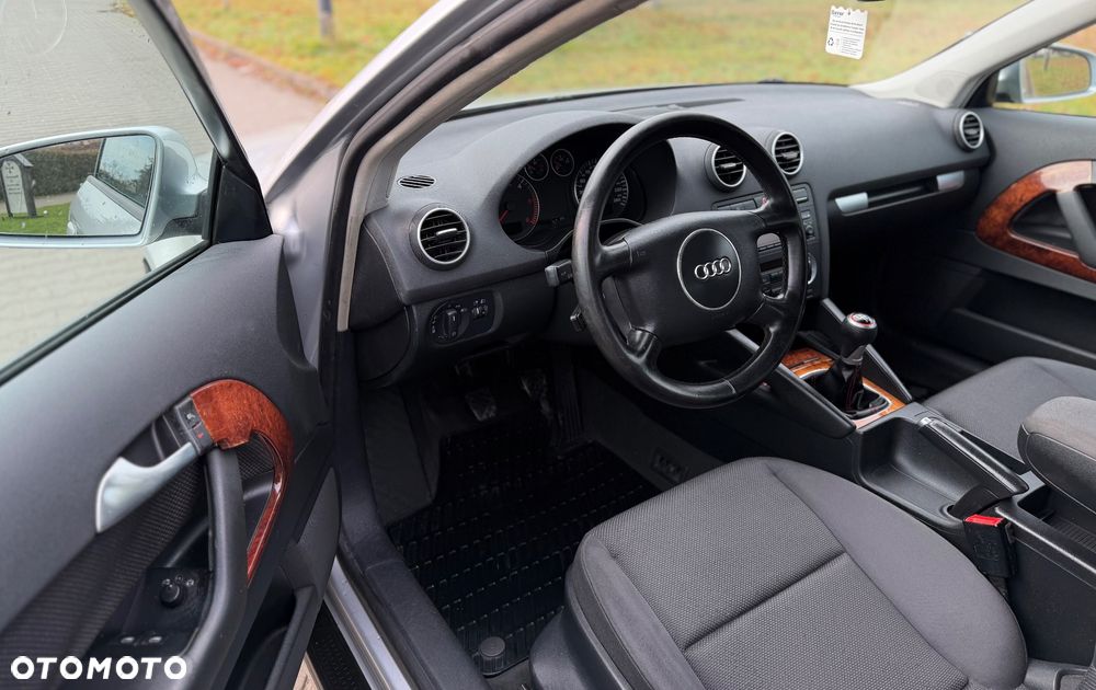 Audi A3 3-drzwiowe 2.0 TDI Ambition - 6