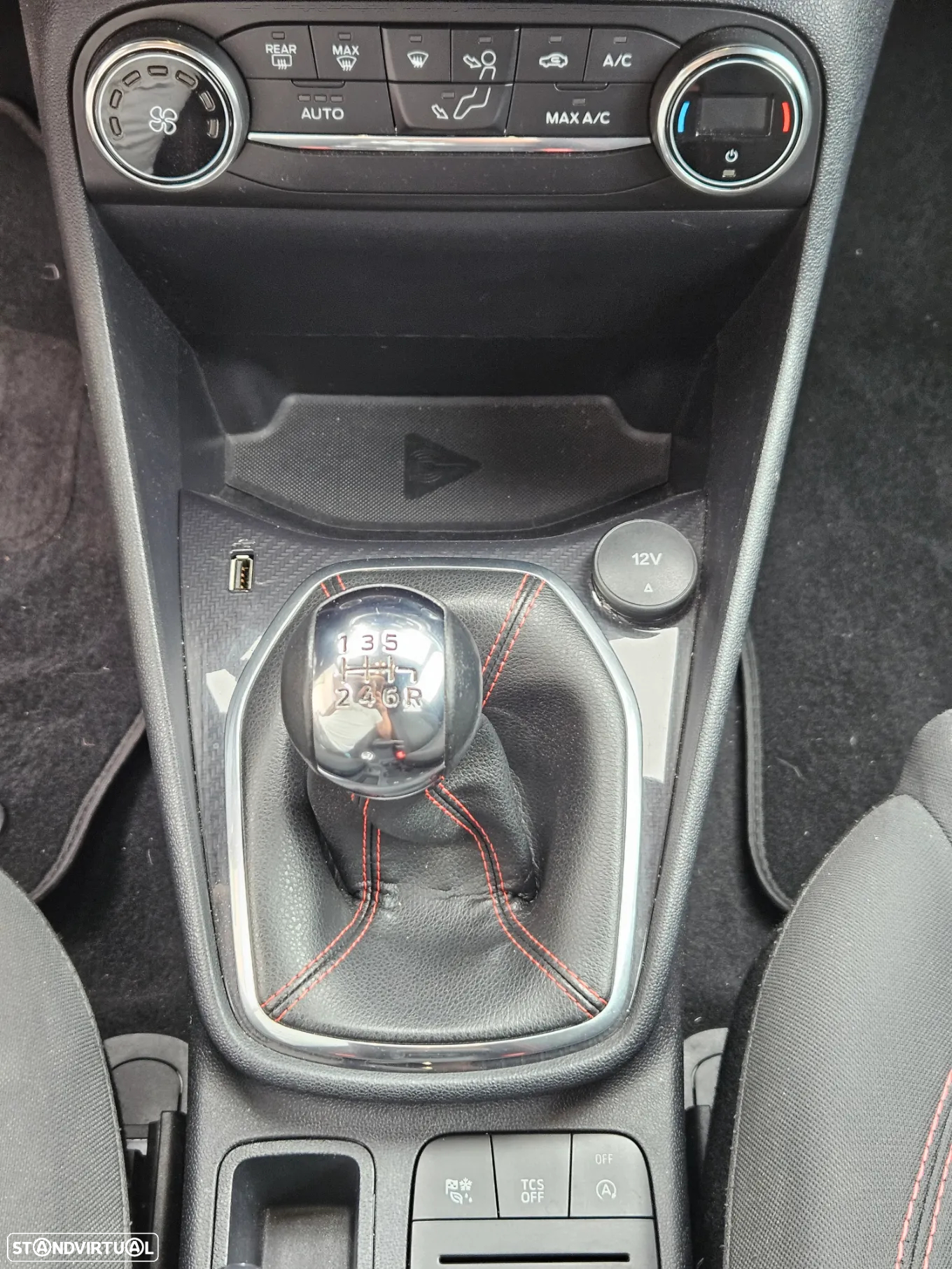Ford Fiesta 1.0 EcoBoost ST-Line - 11
