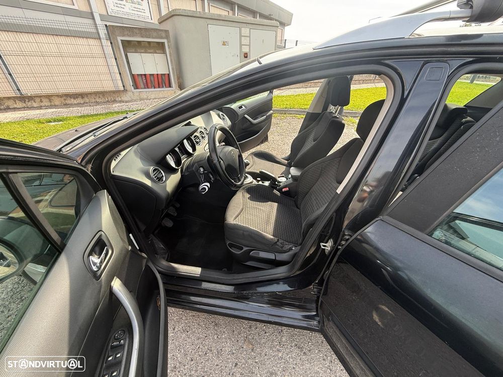 Peugeot 308 SW - 10