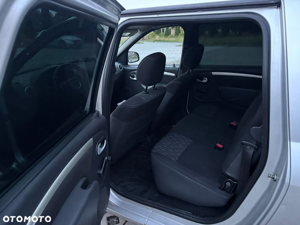 Dacia Logan 1.6 Laureate - 10