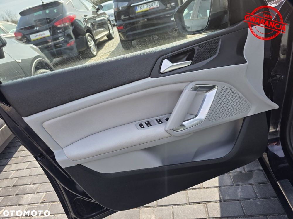 Peugeot 308 - 40