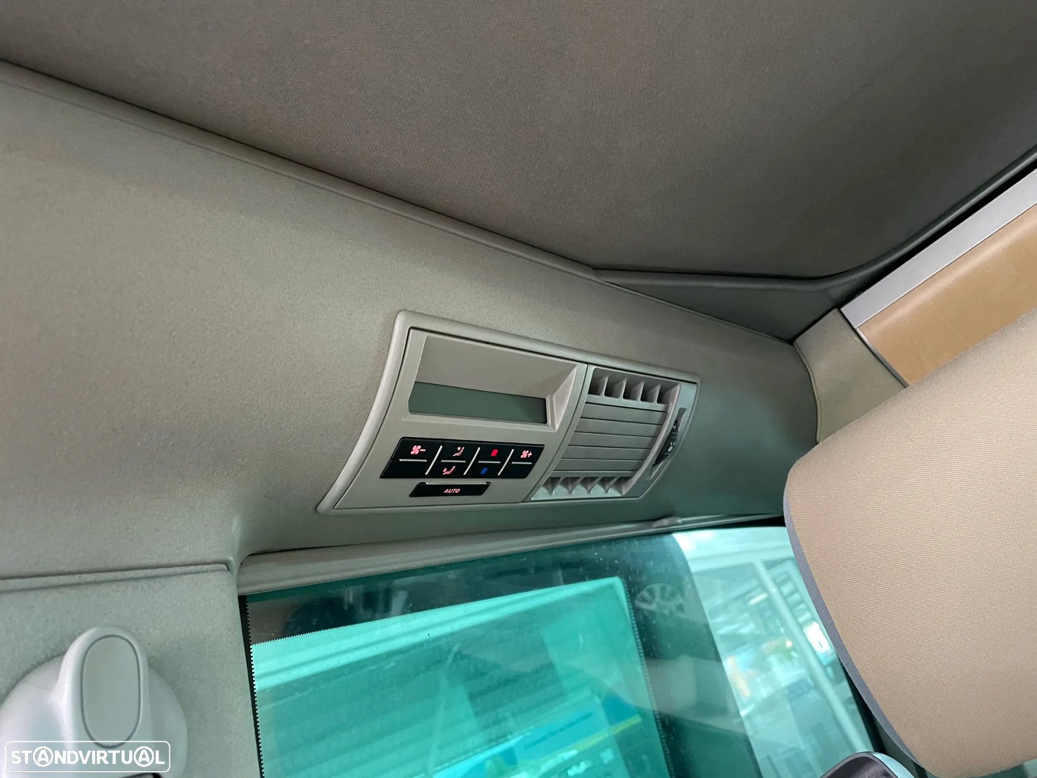 VW California T5 2.5 TDI Cx. Automática - Autocaravana - 19