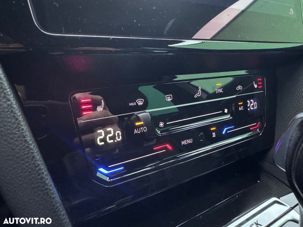 Volkswagen Passat Alltrack 2.0 TDI SCR 4Motion DSG - 36