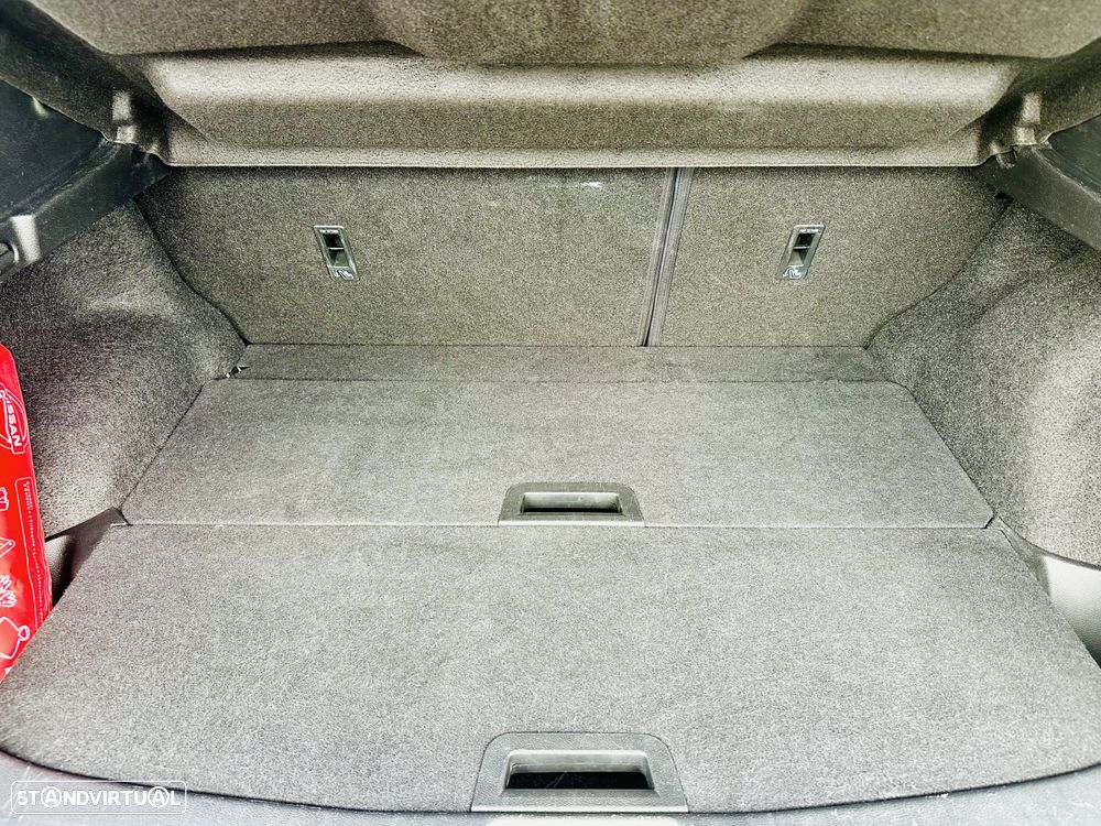 Nissan Qashqai 1.6 dCi N-Connecta RS Xtronic - 22