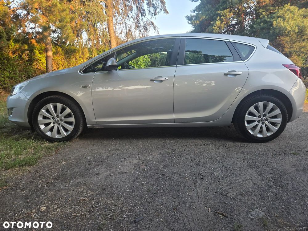 Opel Astra 1.4 Turbo Style - 12