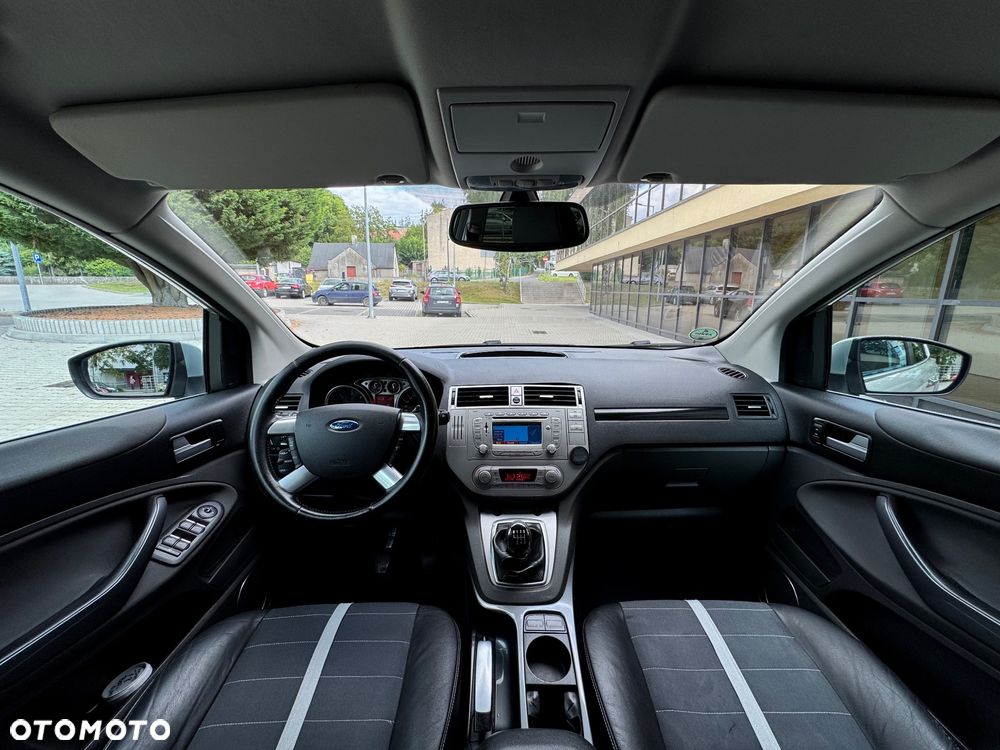 Ford Kuga 2.0 TDCi 4x4 Titanium - 11