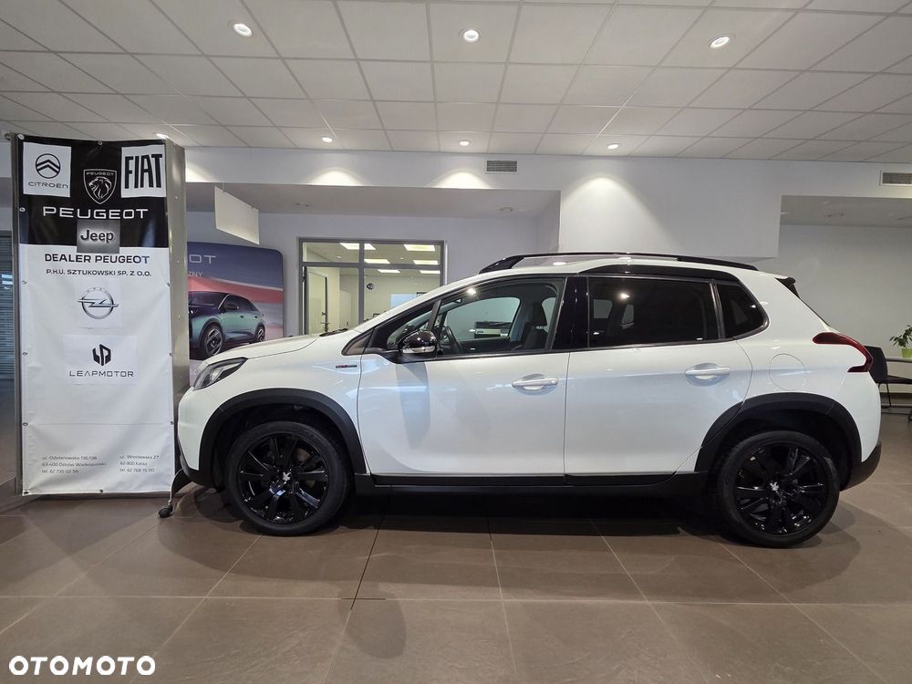 Peugeot 2008 1.2 PureTech Allure S&S - 4