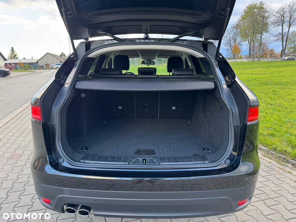 Jaguar F-Pace 2.0 i4D RWD Portfolio - 14