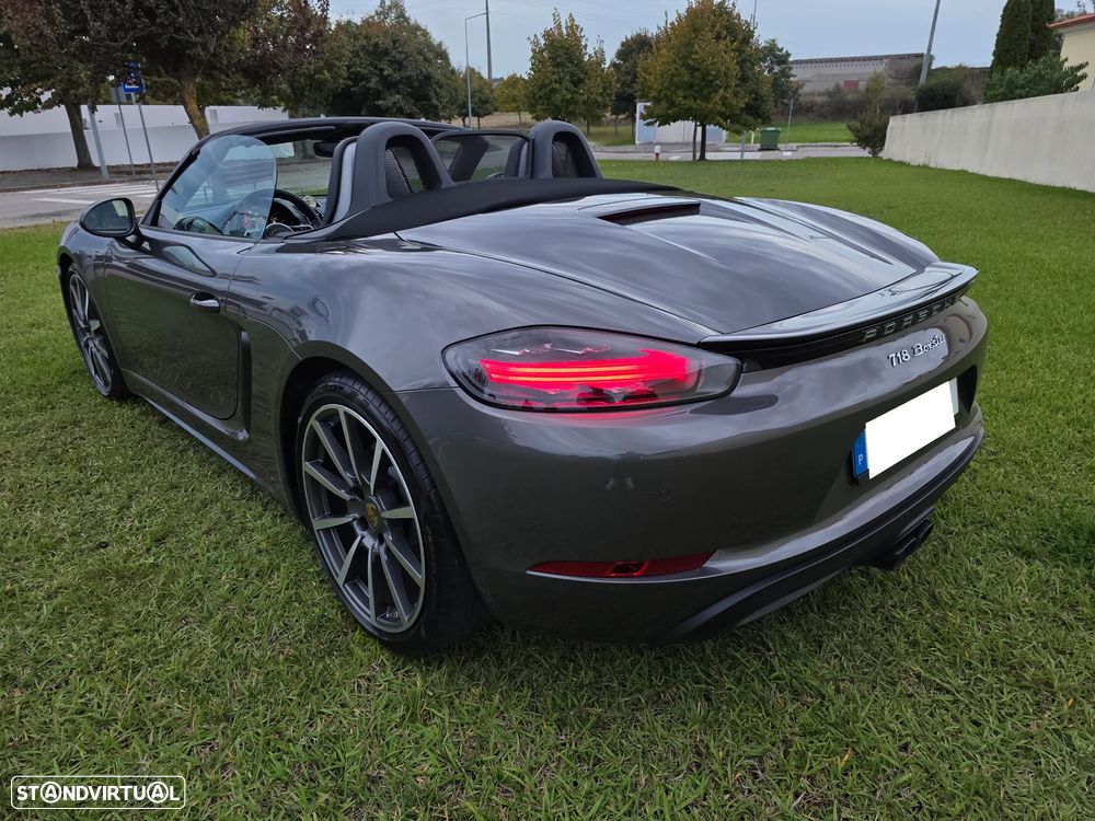 Porsche 718 Boxster 2.0 PDK - 9