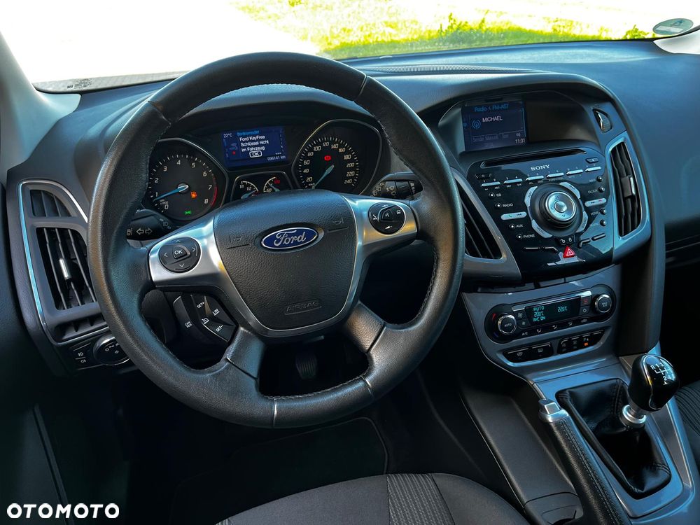 Ford Focus - 35