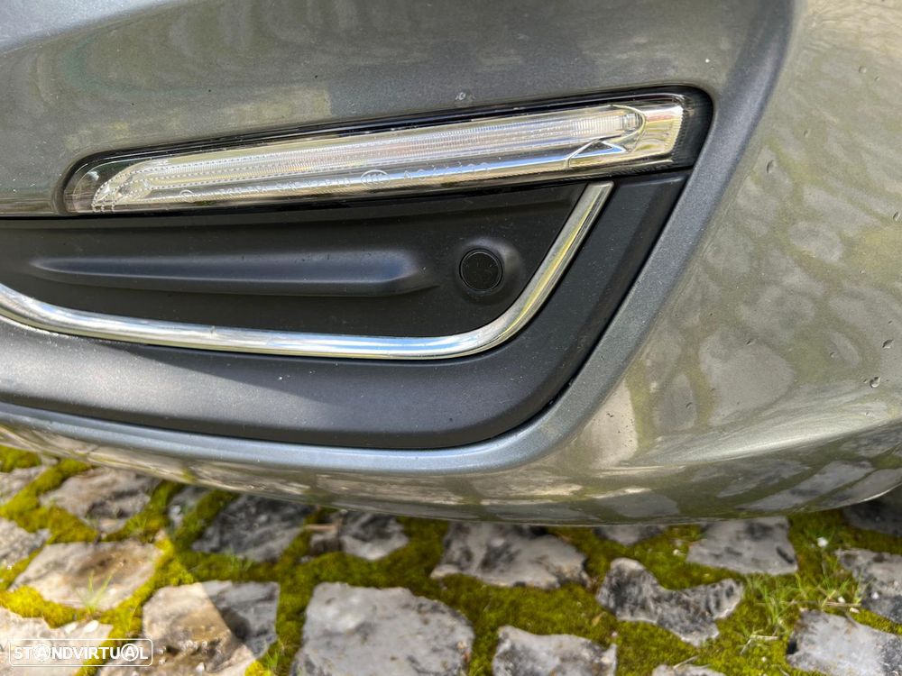 Volvo V60 - 32