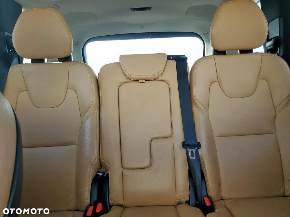 Volvo XC 90 T6 AWD Geartronic Momentum - 8