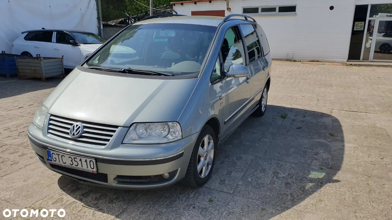 Volkswagen Sharan 1.9 TDI Highline - 2
