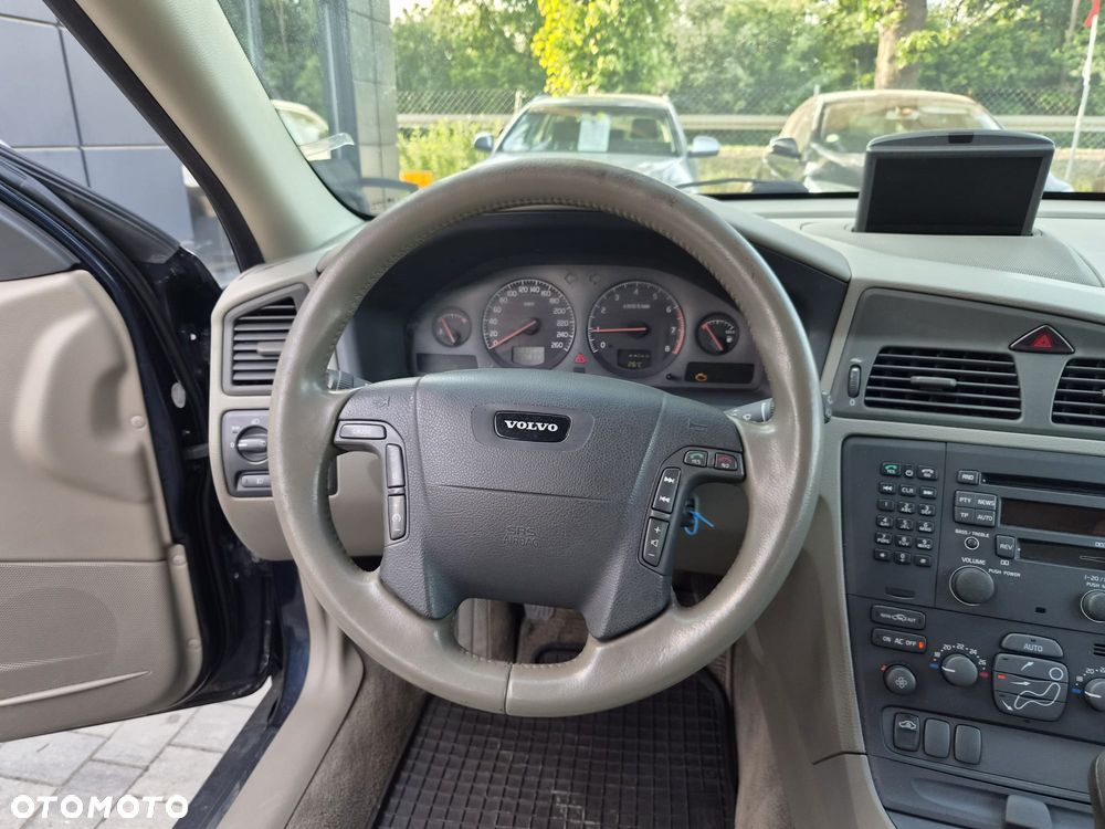 Volvo XC 70 - 13