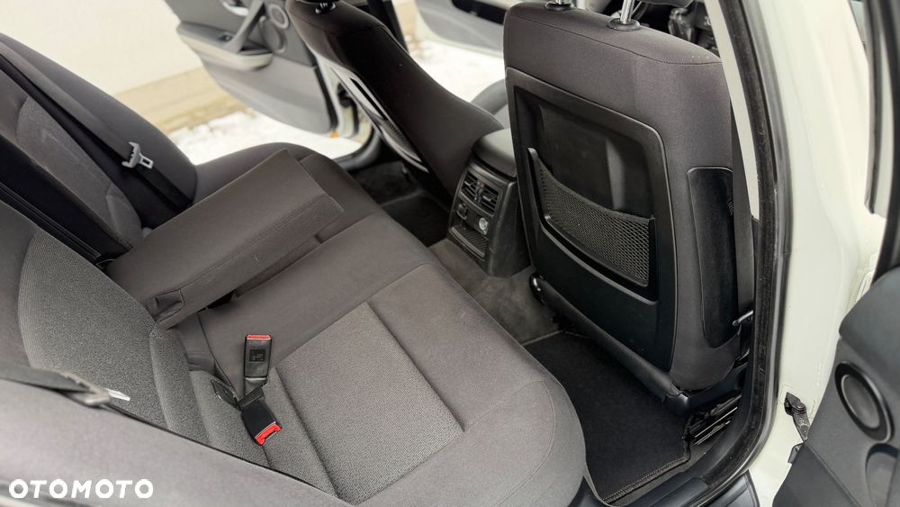 BMW Seria 3 320d DPF Edition Fleet Lifestyle - 7