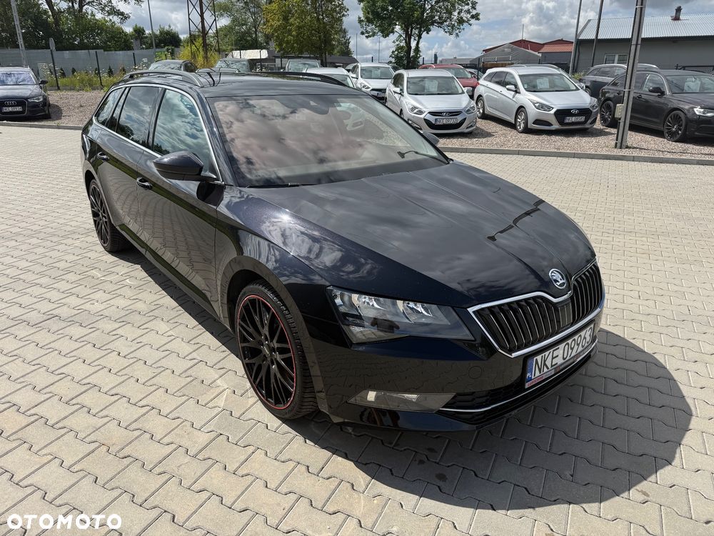 Skoda Superb 2.0 TDI 4x4 DSG Premium Edition - 15