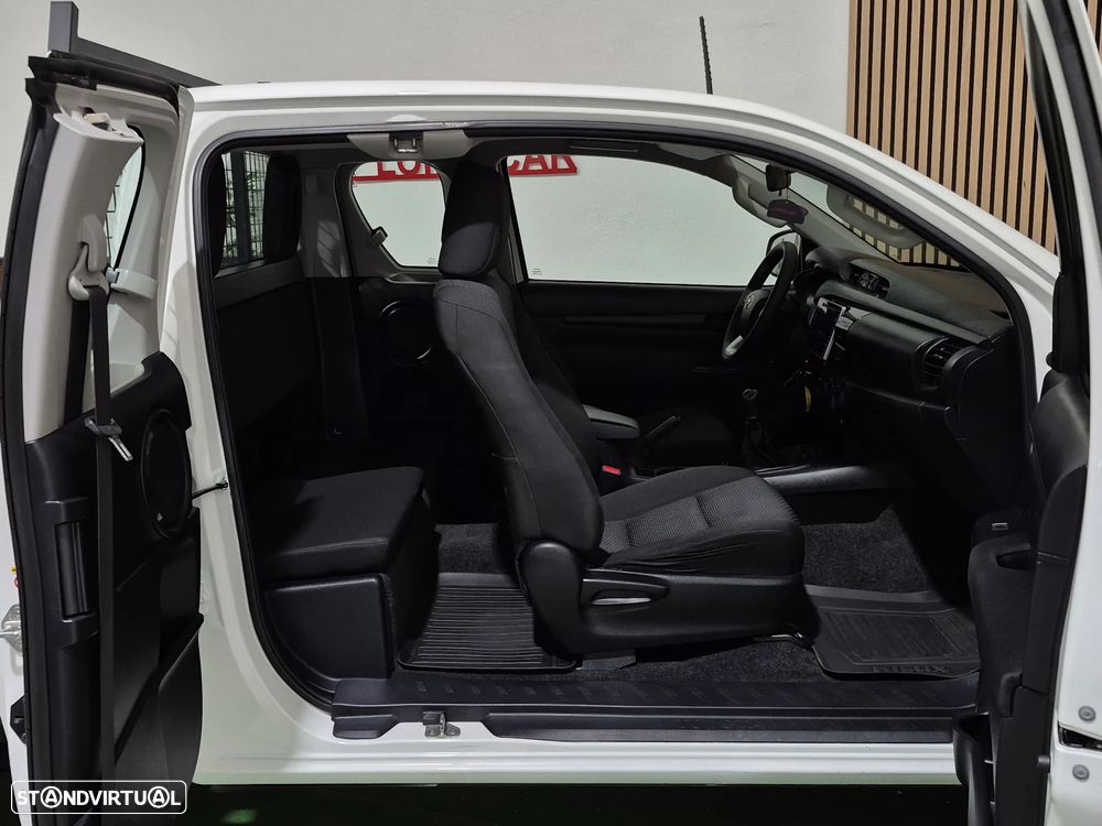 Toyota Hilux 2.4D-4D - 2018 - 137.000KM | GARANTIA | NACIONAL - 3 LUG - 20