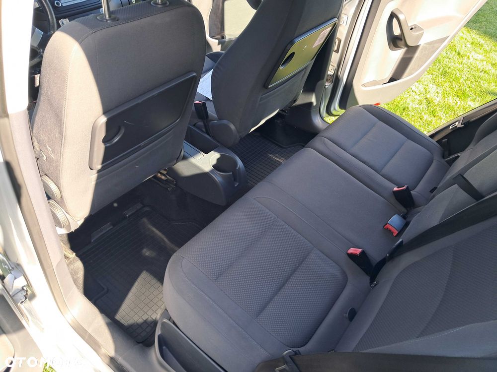 Volkswagen Golf Plus - 8