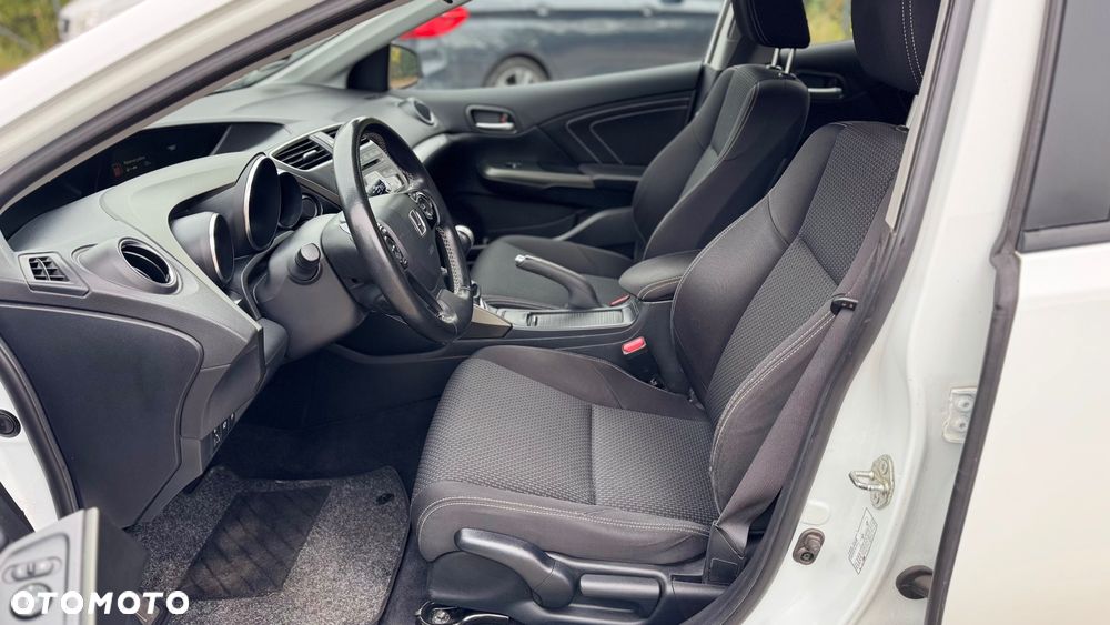 Honda Civic 1.8 i-VTEC Comfort - 25