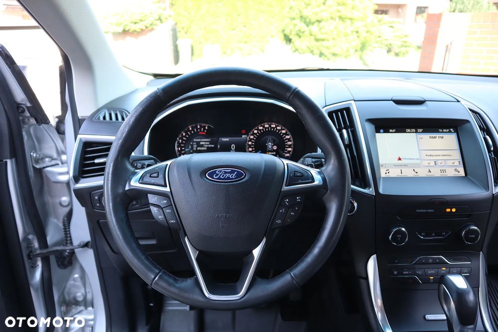 Ford Edge 2.0 TDCi Bi-Turbo 4x4 Titanium - 16