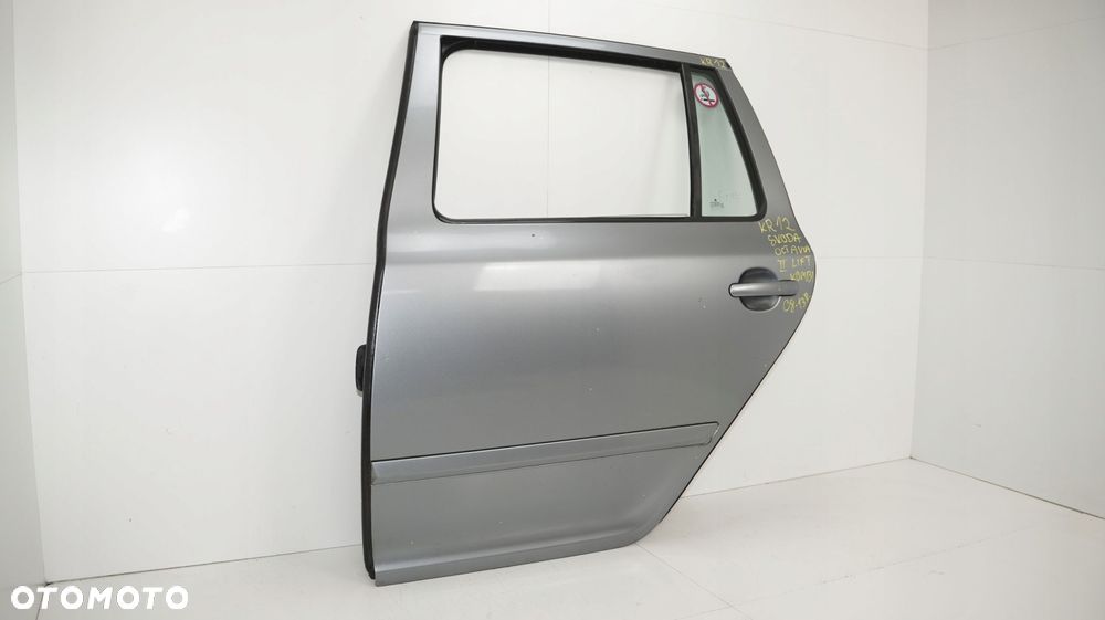 DRZWI LEWY TYŁ SKODA OCTAVIA II LIFT 08-13R KOMBI LF8L - 2